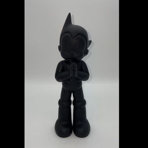 ToyQube Astro Boy Greeting Figure Black